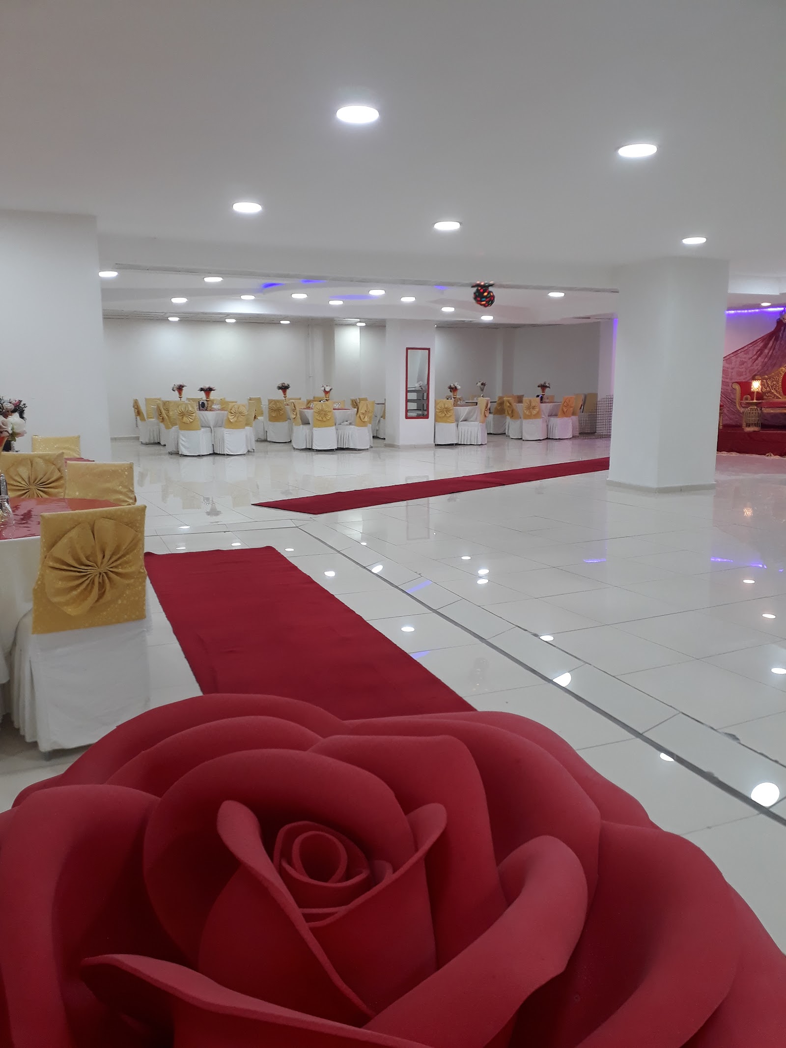 GÜL SULTAN KINA VE NİŞAN SALONU
